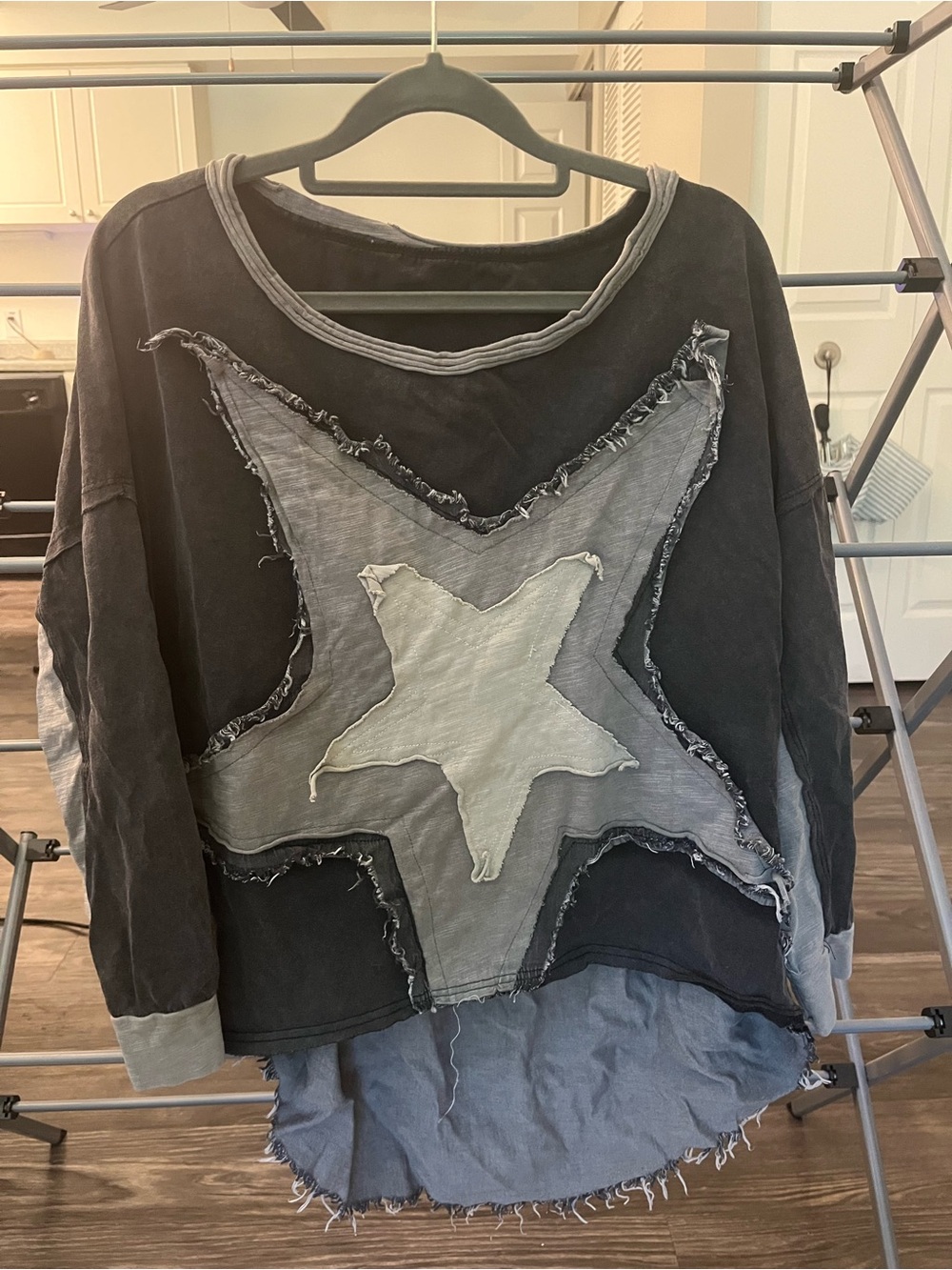 SHEIN Black & Gray Layered Star Long Sleeve Tee
